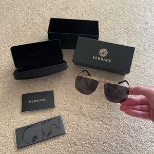 Versace Medusa Focus sunglasses